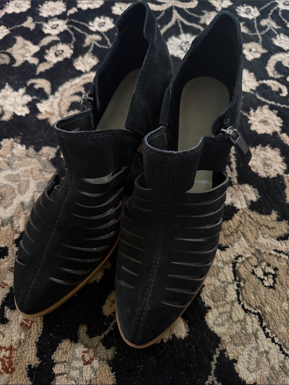 Black Cutout Pointed Ankle arnet bootie with Side Zip